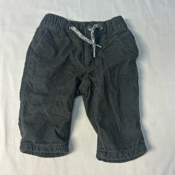 Baby GAP - 3 piece bundle -long sleeve onesies and lined pants. Size 0-3 months - Picture 9 of 12